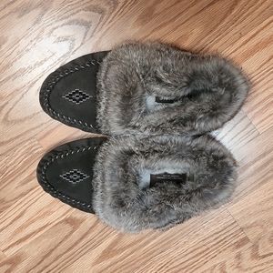 Manitobah mukluk indoor/outdoor slippers